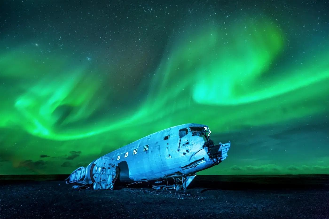 Winterabenteuer Island: Polarlichter & ewige Gletscher