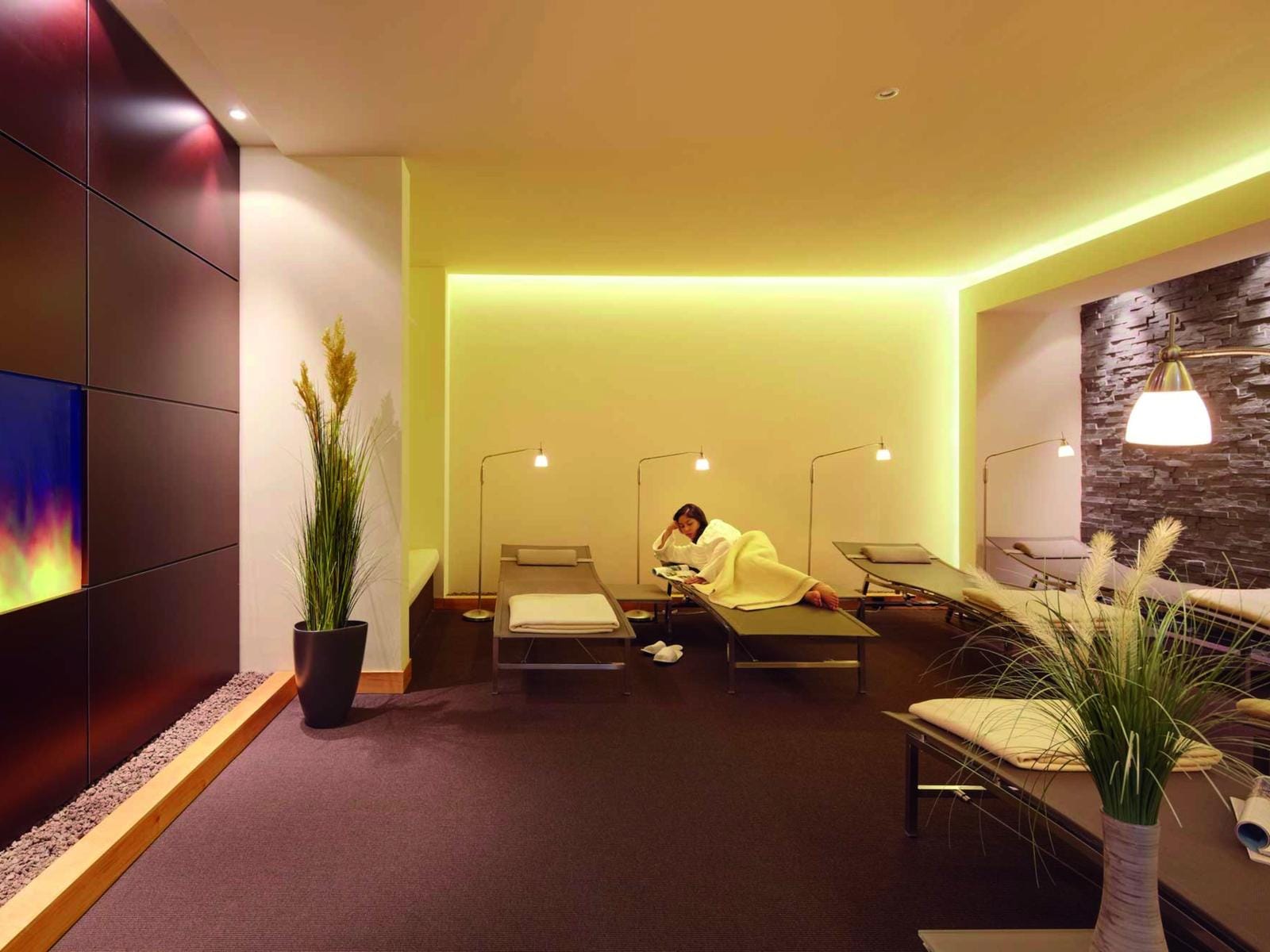 Entspannungsraum im luxuriösen Spa Ambassador Hotel
