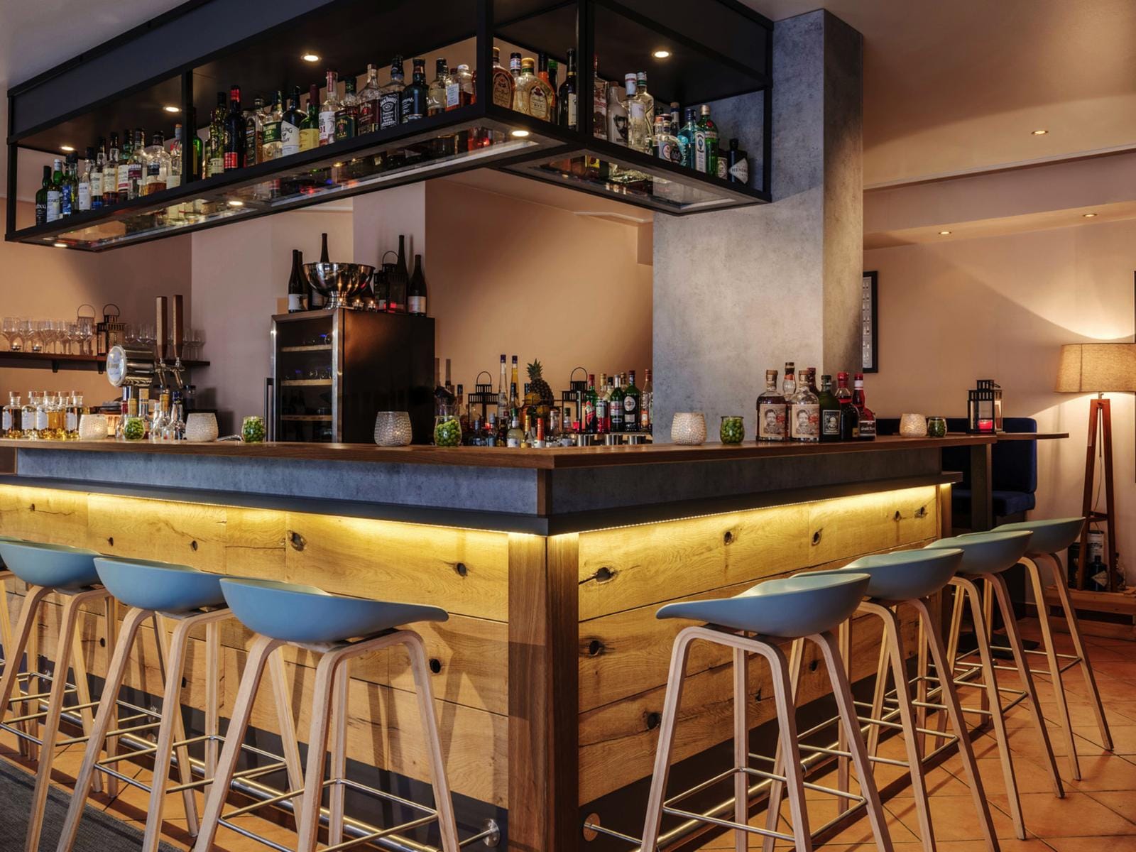 Gemütliche Bar in modernem Stil Boutique-Hotel Zur alten Post