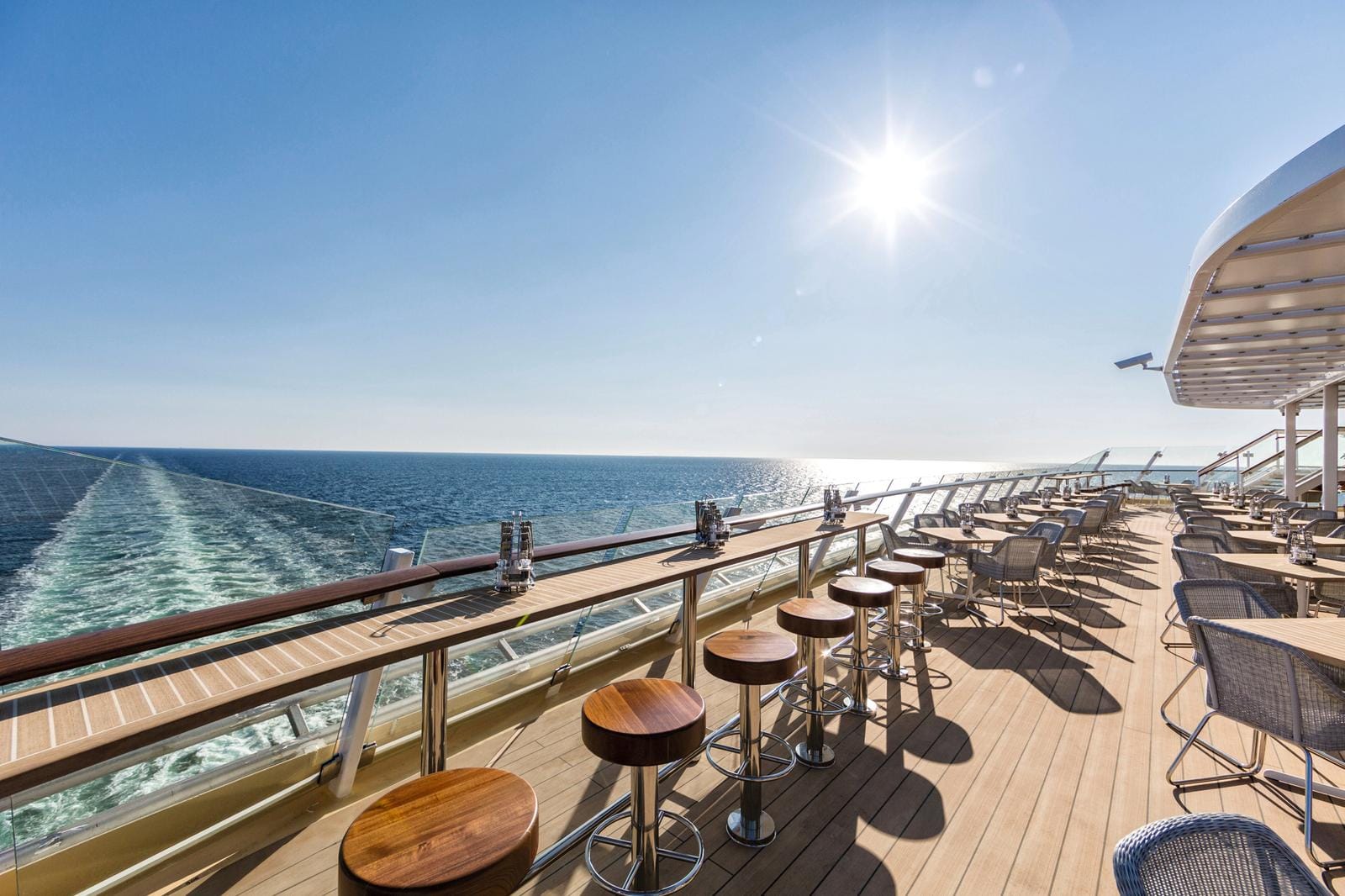 Mein-Schiff-4-Außendeck