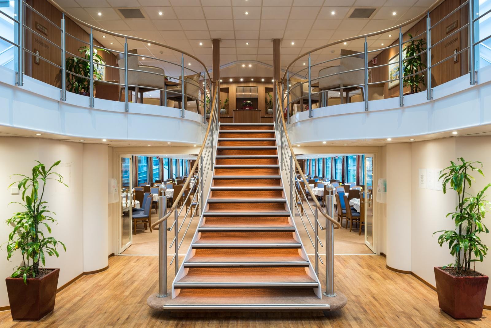 RHEIN SYMPHONIE Lobby-Bereich