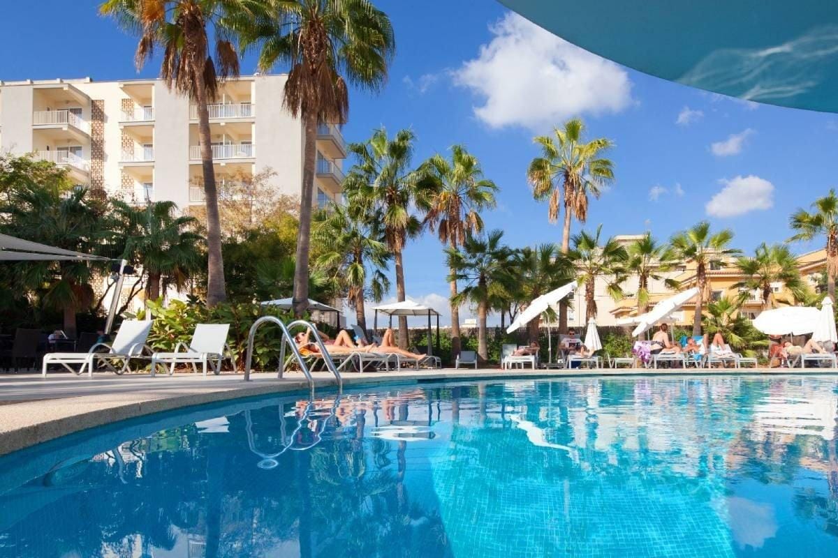 Js Palma Stay auf Mallorca Pool