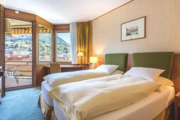Hotel Schweiz Tessin Lago Maggiore Sommer – Hotel Delfino Zimmer, Lugano