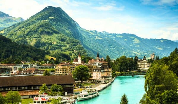 Interlaken – Tor zum Jungfrau-Massiv