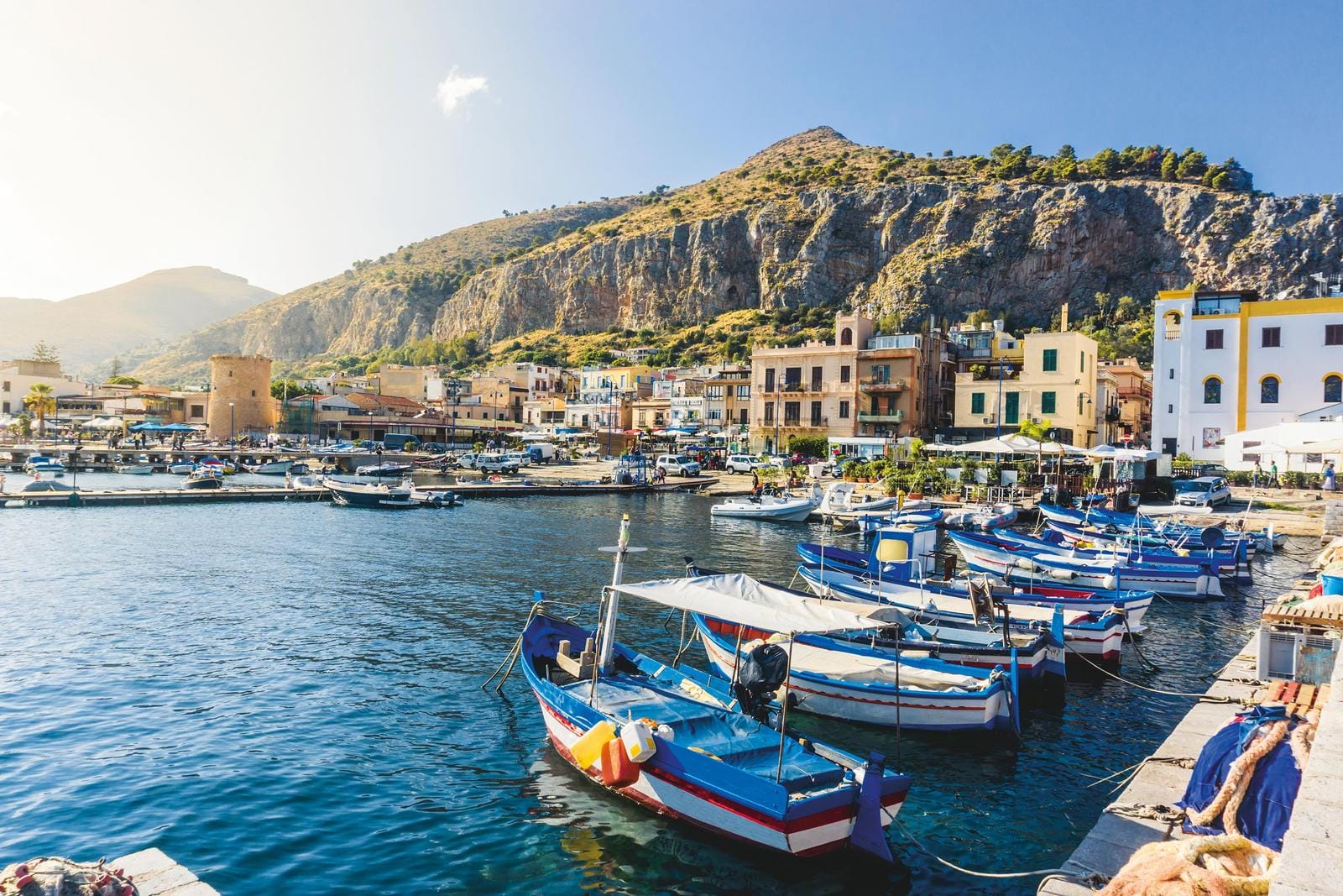 Italien-Sizilien-Fischerdorf-Mondello