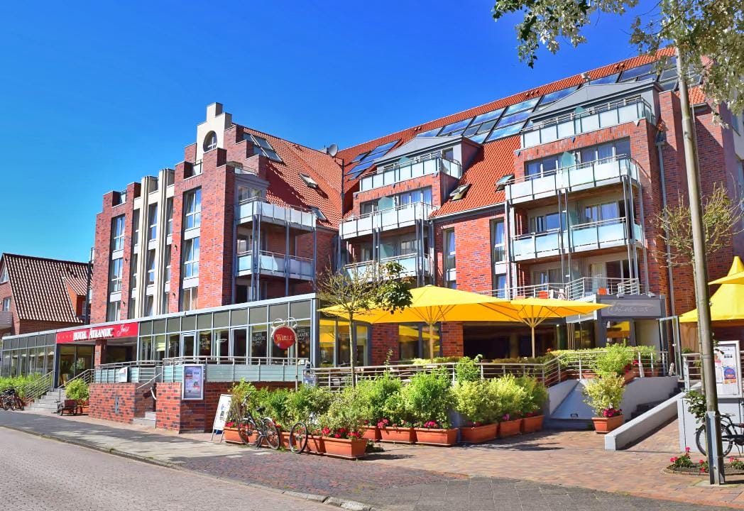 Modernes Hotel Atlantic Juist Außenansicht