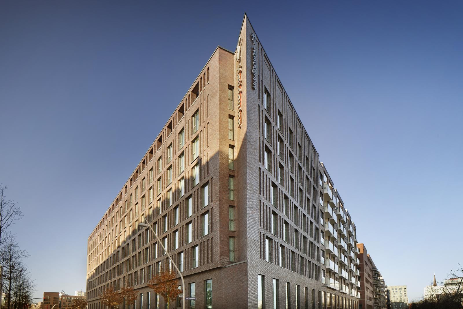 Holiday Inn Hamburg – HafenCity, Außenansicht