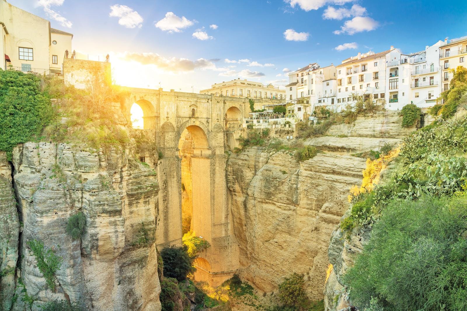 Spanien - Andalusien - Puente-Nuevo-Brücke-bei-Sonnenuntergang-Ronda