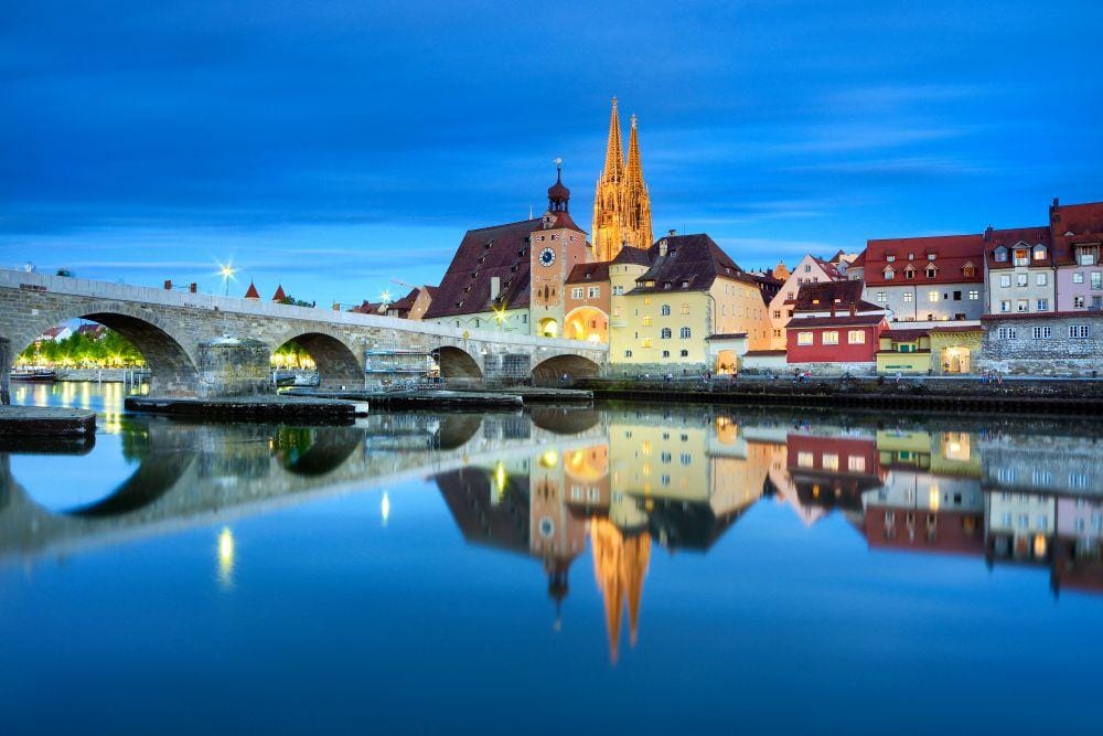 Regensburg, Steinerne Brücke